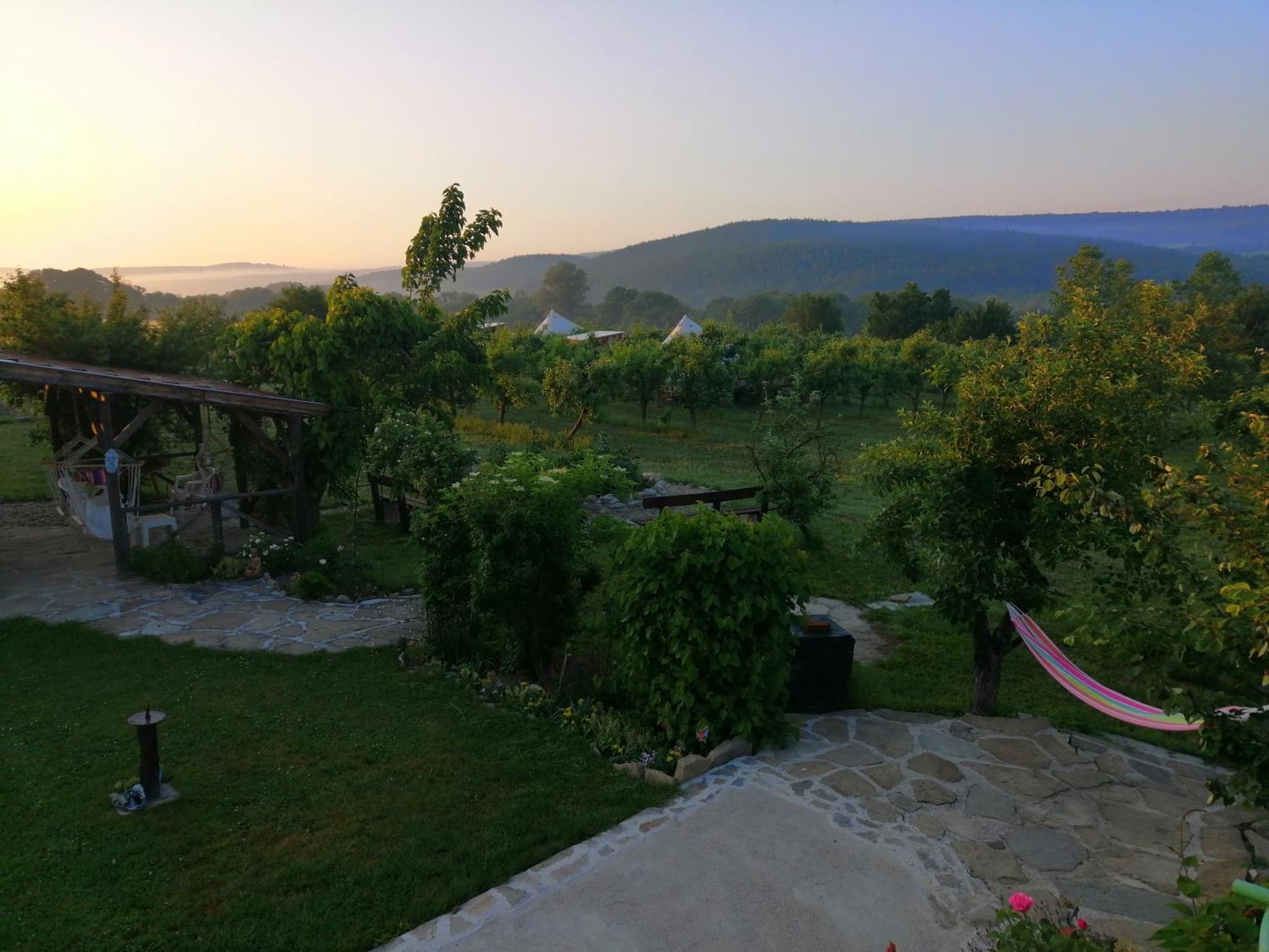 Calla Retreat Vezenkovo Buitenkant foto