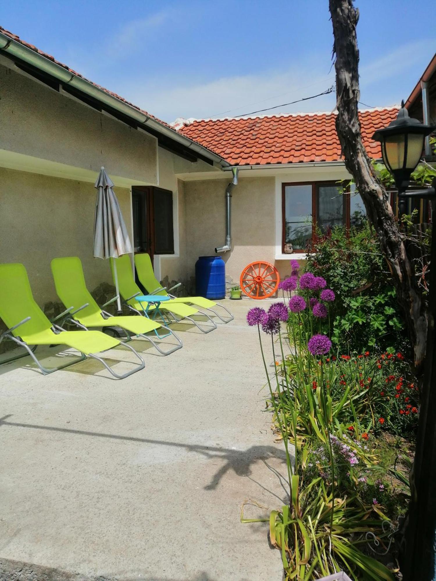 Calla Retreat Vezenkovo Buitenkant foto